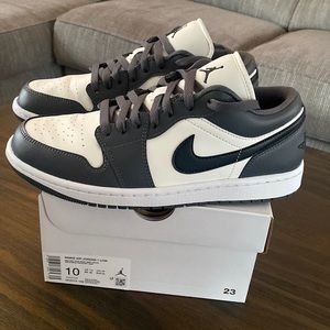 Nike Jordan 1 Sail Off Noir-Dark Grey-white